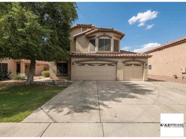 Building Photo - Unwind in Luxury in this Stunning, Fully furnished 4/3 Peoria House!