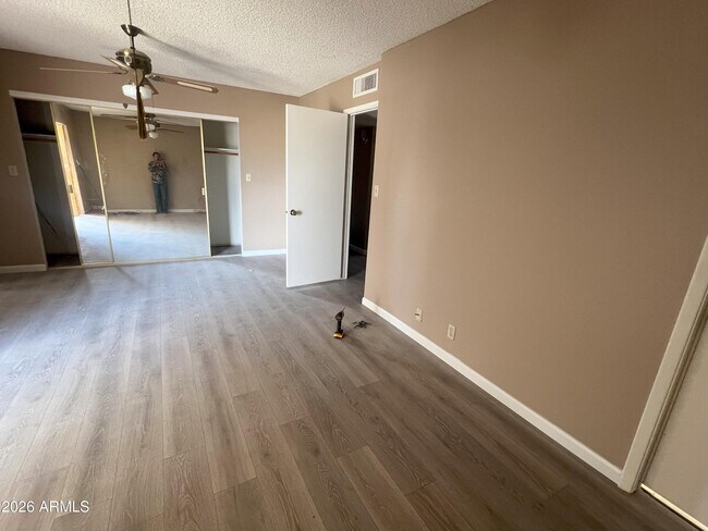 Building Photo - 1941 E Pegasus Dr