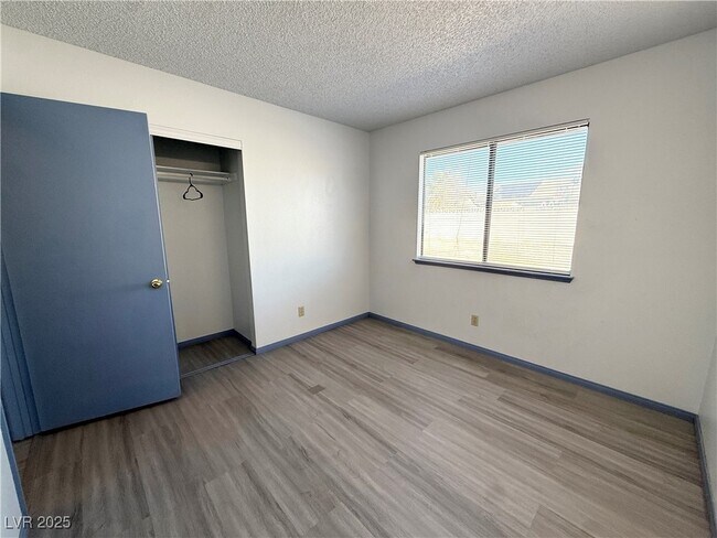 Building Photo - 5876 Filmore Ave