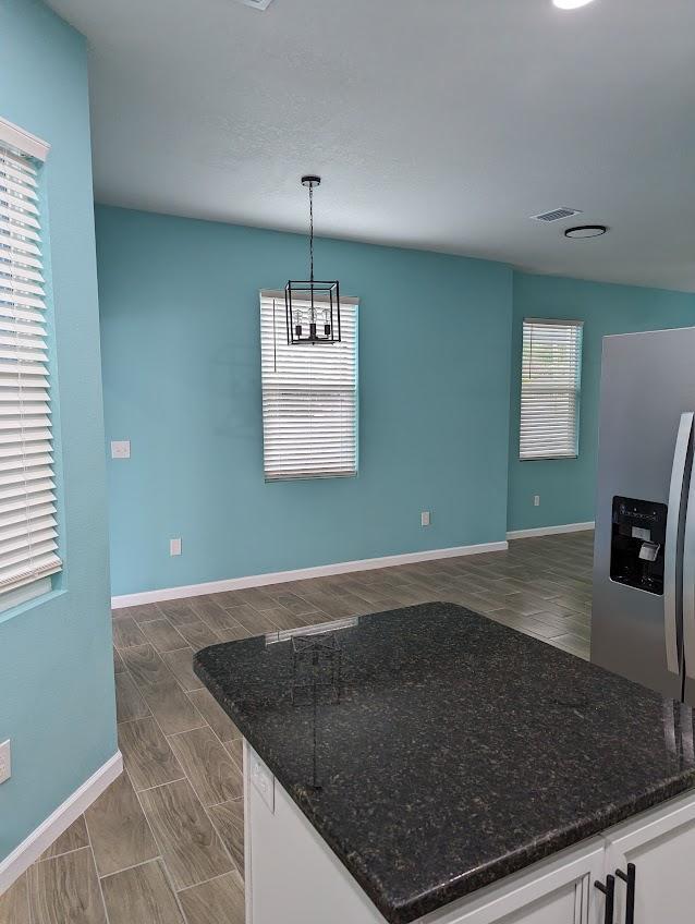 Building Photo - 2010 Seminole Blvd S