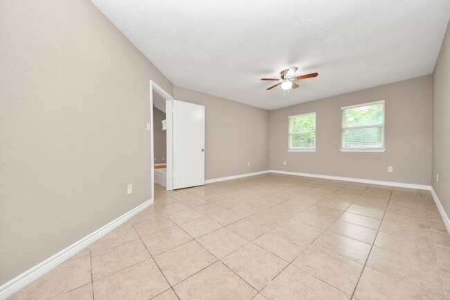 Building Photo - 6603 Brookgate Dr