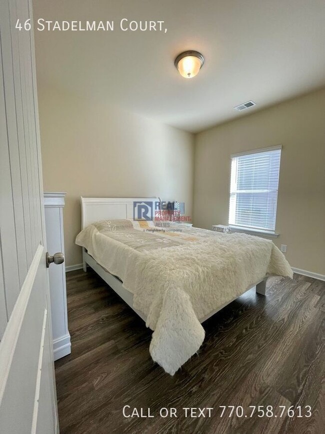 Building Photo - 46 Stadelman Ct