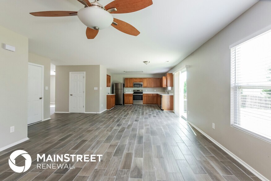 Building Photo - 4317 Larkhaven Village Dr