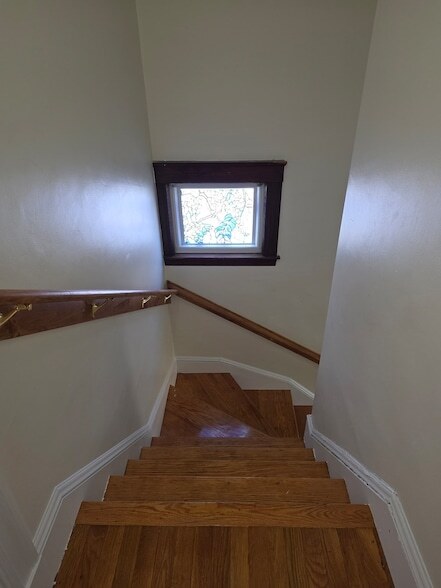 Building Photo - 32 Boutwell St