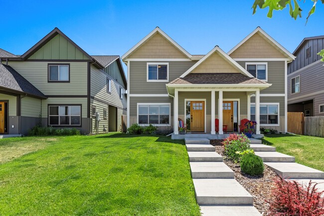Primary Photo - High End 3 Bed 2.5 Bath Home In Bozeman! N...