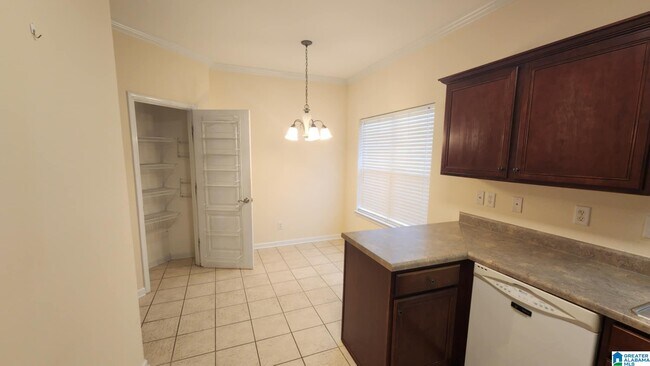 Building Photo - 299 High Ridge Dr