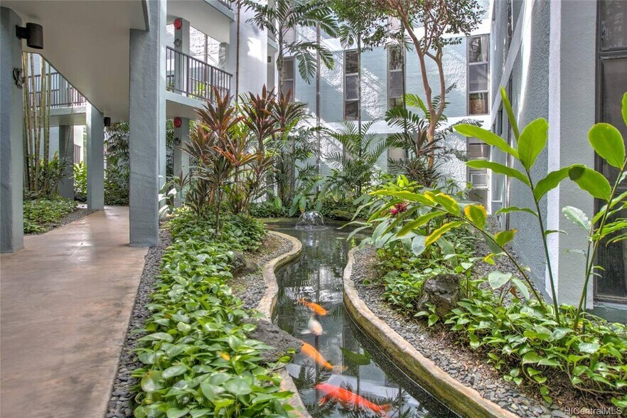 Building Photo - 1030 Aoloa Pl