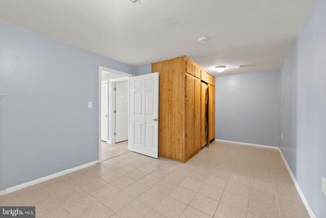 Building Photo - 1830 Webster Pl SE
