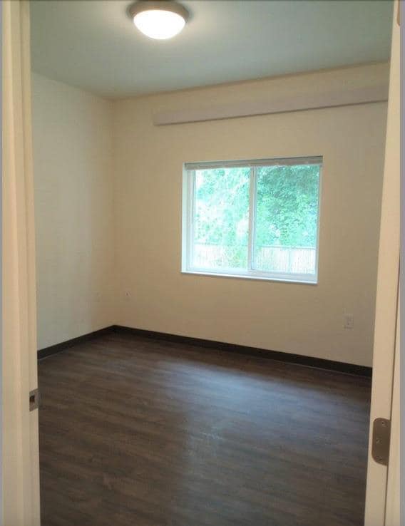 Building Photo - 749 Streeter Dr