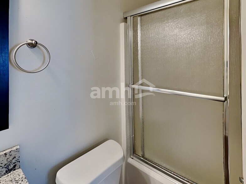 Building Photo - 114 Nacoochee Way