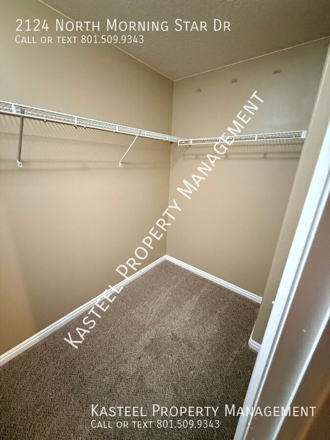 Building Photo - 2124 Morning Star Dr