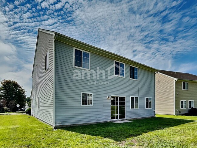 Building Photo - 819 Caledon Dr