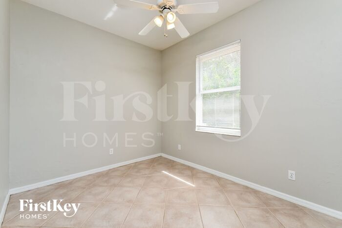 Building Photo - 18465 Tulip Rd