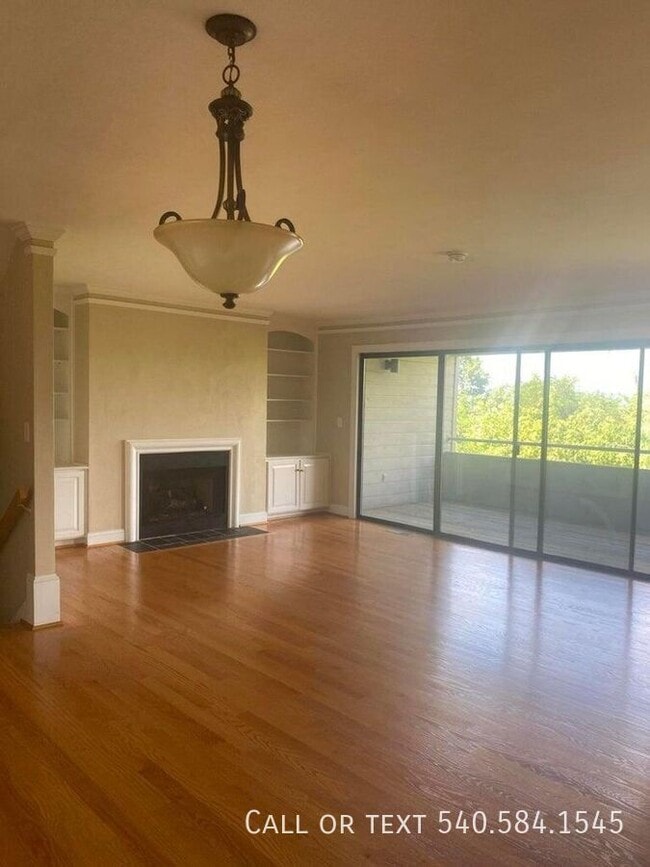 Building Photo - 4978 Hunting Hills Cir