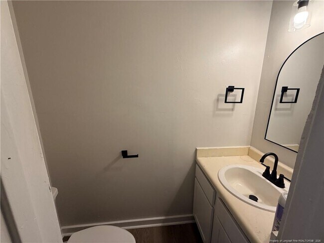Building Photo - 1422 Tangora Ln