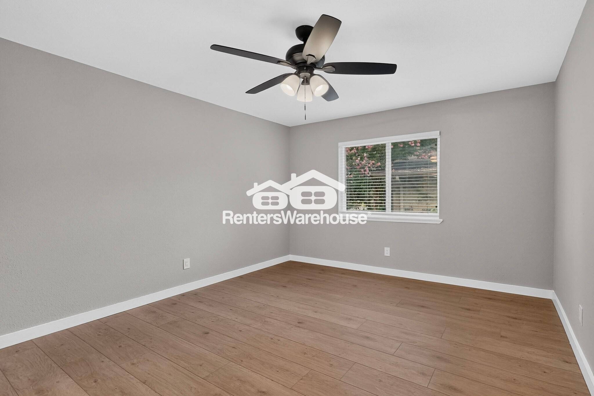 Building Photo - 1207 Creekwood Ct