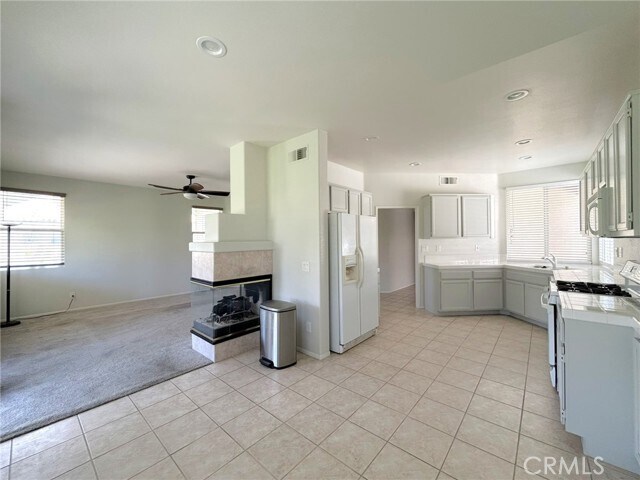 Building Photo - 5793 Orange Tree Ave