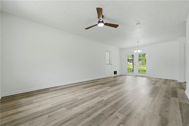 Building Photo - 3641 Macedonia Rd