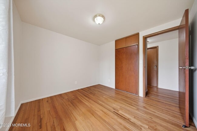 Building Photo - 29 Demmert Ave