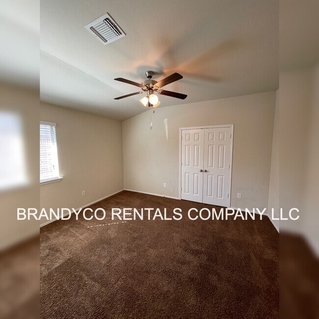 Building Photo - 6301 Katy Creek Ln