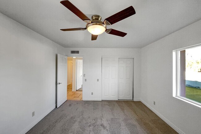 Building Photo - 6301 E Sweetwater Ave