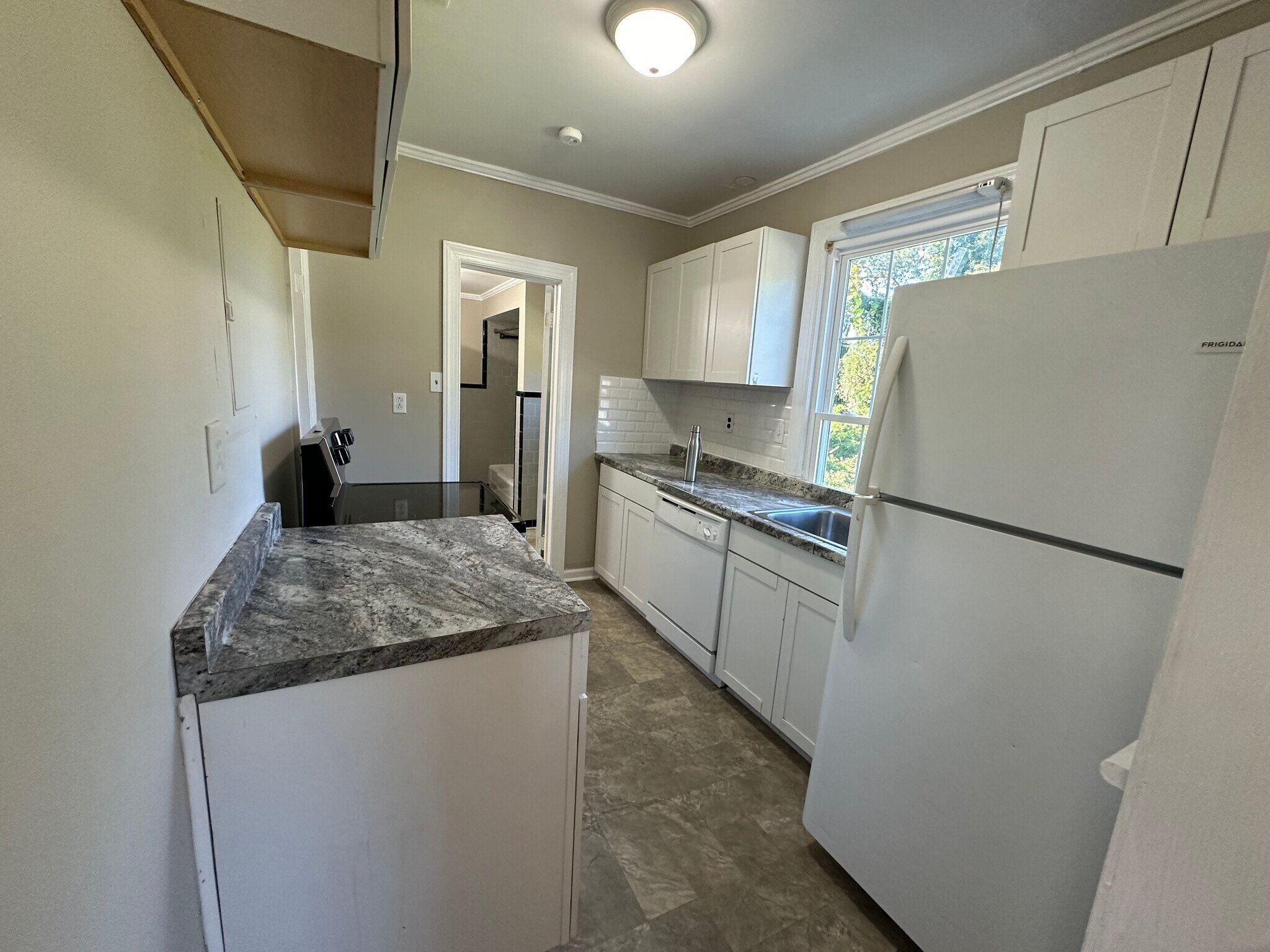 Building Photo - 12020 Winfree St