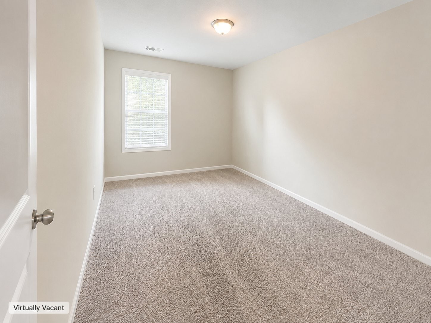 Building Photo - 3693 Acorn Dr
