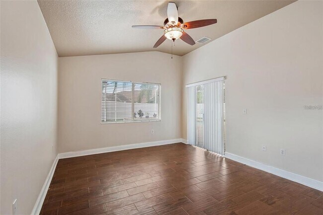 Building Photo - 4007 Harbor Lake Dr