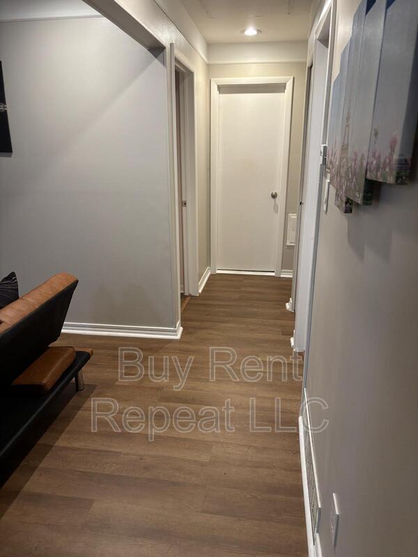 Building Photo - 5309 Grovedale St