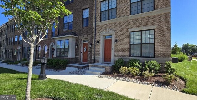 Building Photo - 627 Leigh Wy.