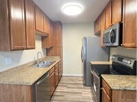 Building Photo - 1240 N Broadway