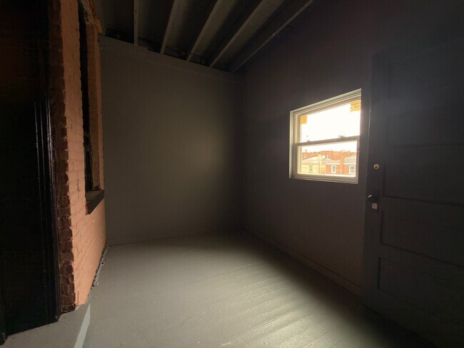 Building Photo - 7744 S Jeffery Blvd