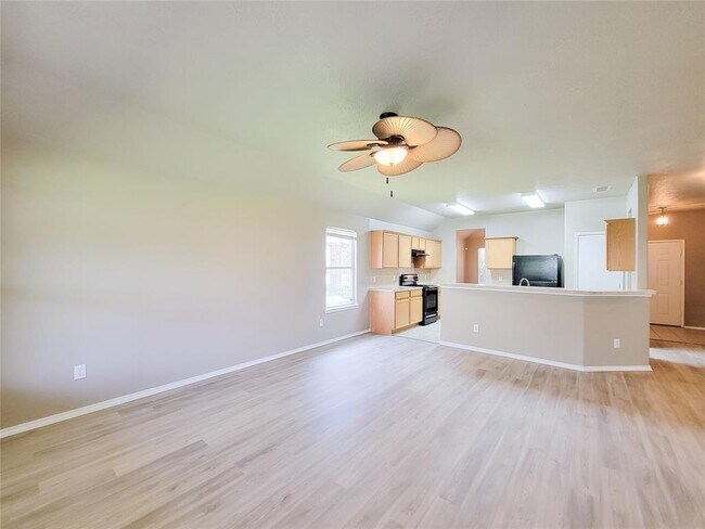 Building Photo - 2731 Trinity Glen Ln