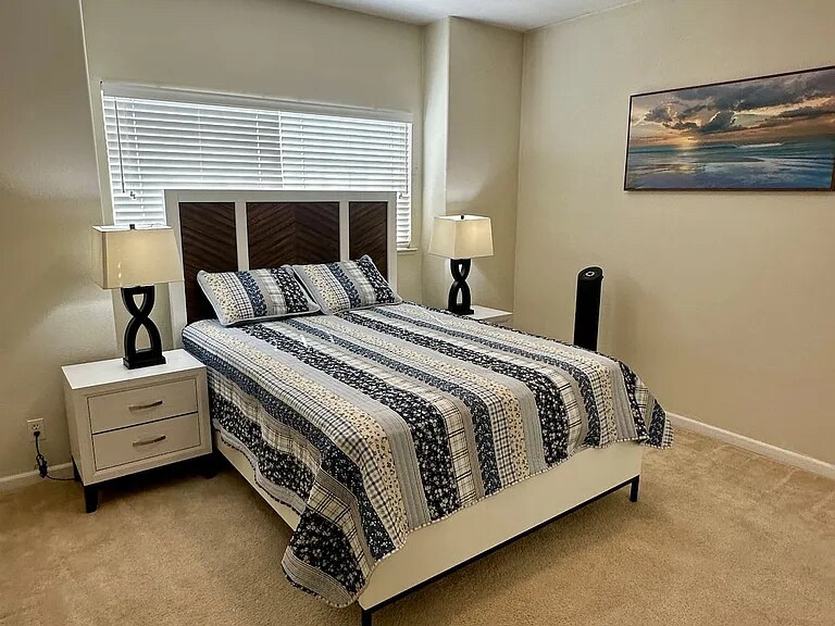 Building Photo - 2052 Twin Creeks Pl