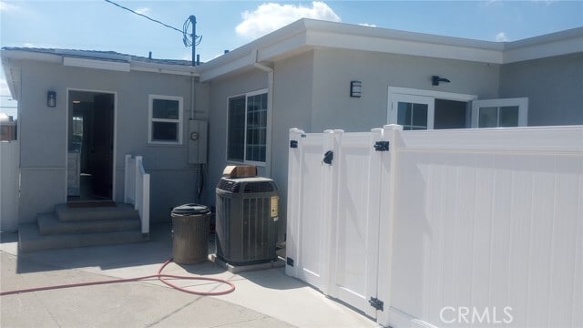 Building Photo - 1907 W 154th Pl