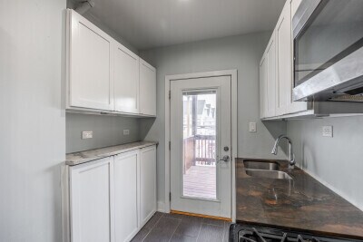 Building Photo - 3718 W Belmont Ave