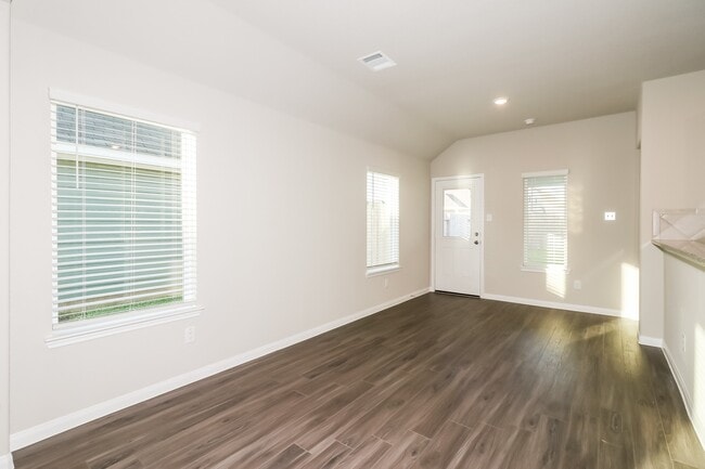 Building Photo - 5107 Shelby Katherine Dr