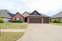 Building Photo - 18618 E 45th St S