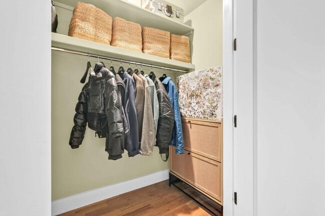 Building Photo - Stylish Form & Function in this Lovely Prospect Lefferts 2BR/1BA w/ Private Balcony.