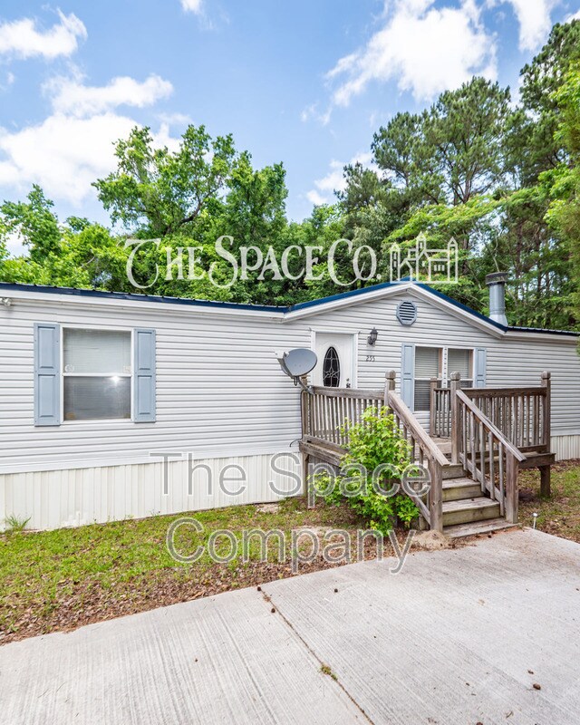Building Photo - 255 Mitton Rd
