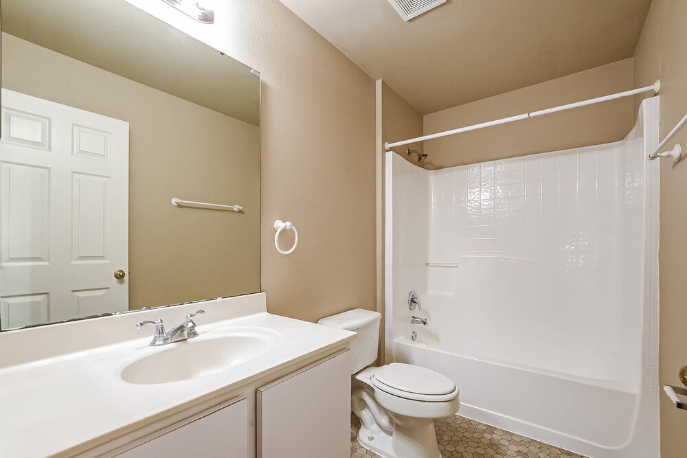 Building Photo - 4785 Willamette Cir