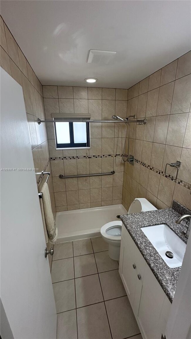 Building Photo - 5110 SW 106th Ave