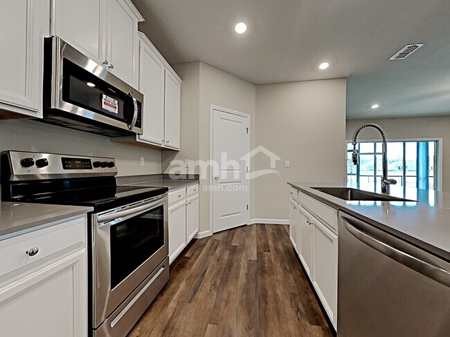 Building Photo - 69 Edge Park Trl