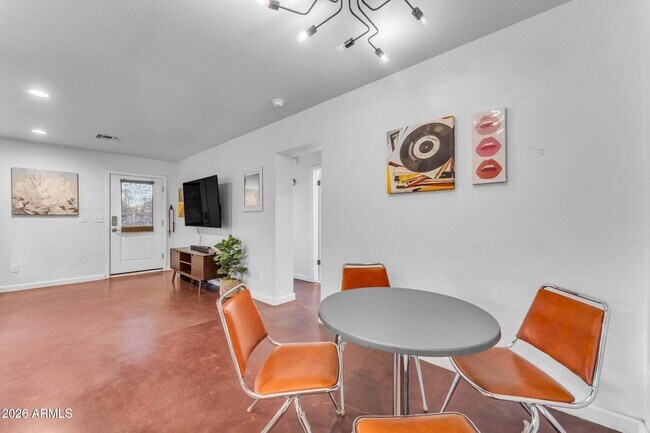 Building Photo - 2209 N 23rd St