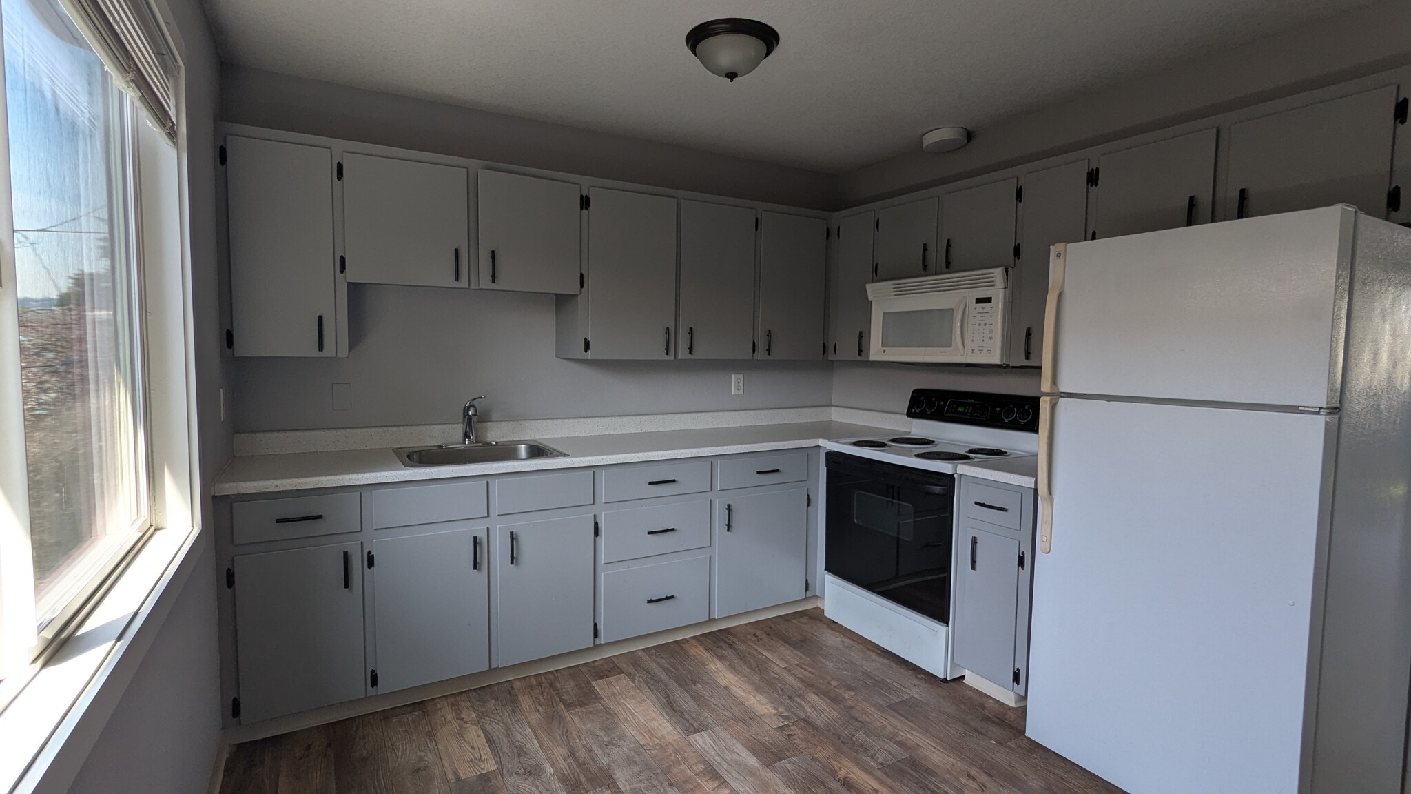 Kitchen - 2910 SE Gladstone St