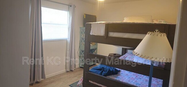 Building Photo - 589 Coconut St