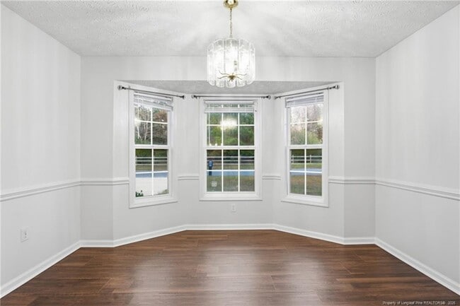 Building Photo - 419 Northwoods Dr