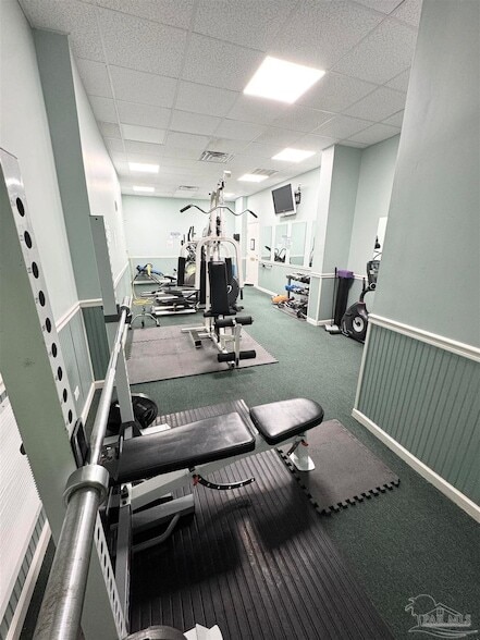 Building Photo - 825 Bayshore Dr