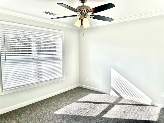 Building Photo - 312 Woodmont Ct