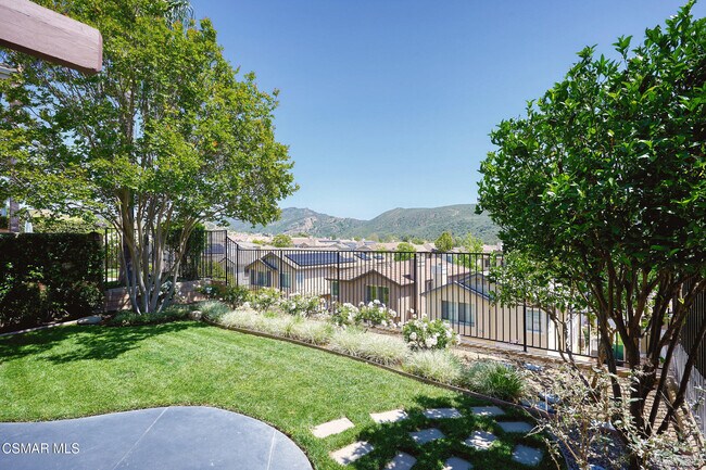 Building Photo - 3024 Hollycrest Ave
